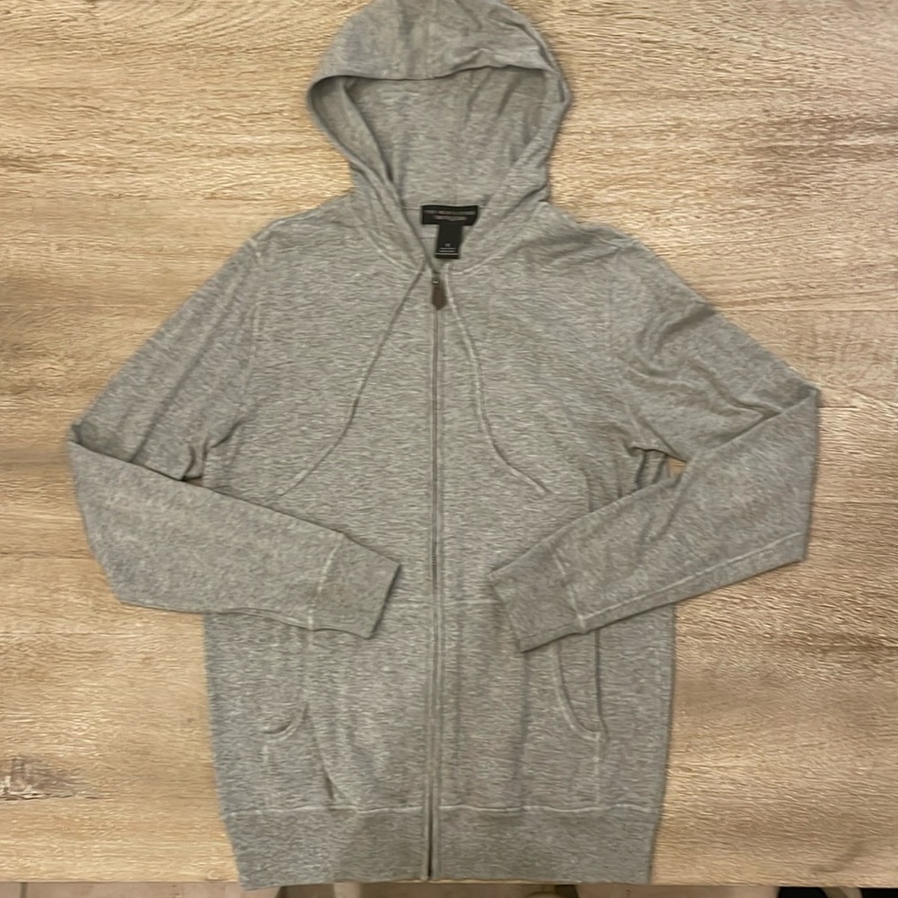 Full zip hooded sweat shirt